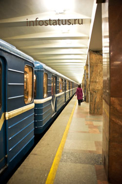 на перроне в московском метро